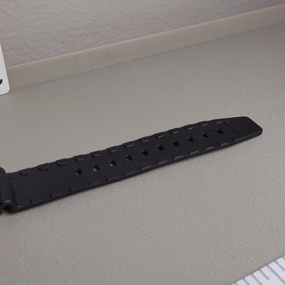 Nice Untested Blue And Black Analog Watch - Picture 8 of 11